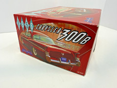 Moebius Models 1207 1/25 1956 Chrysler 300B Car Kit Skill Level 3 Model Kit-NIOB