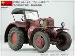 1/35 German D8532 Traffic Tractor