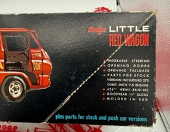 Vintage IMC Dodge LITTLE RED WAGON / Kit No. 107-200 / 1/25 Scale Model