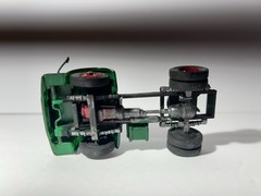 Atlantis White-Fruehauf Gasoline Truck – Sinclair Dino 1:48 Scale (Built Model)