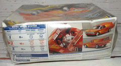 Revell Tom Daniel Street Fighter Two #85-2597 Model Kit Sealed lv2 Crushed box