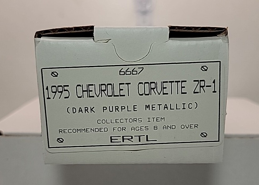 AMT ERTL 1:25 SCALE ” 1995 CHEVROLET CORVETTE ZR-1 DARK PURPLE METALLIC ” 6667