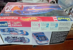 Vintage 1993 HOT WHEELS CAMARO Open Box Looks Complete – See photos # 7357