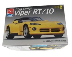 AMT 1995 Dodge Viper RT/10 Model 1/25 Kit Ioen Box 6550 Mopar Sports Car