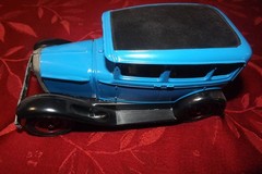 HUBLEY FORD 4 DOOR SEDAN METAL MODEL KIT HOT ROD PARTS REPAIR 1:20 JUNKYARD BLU