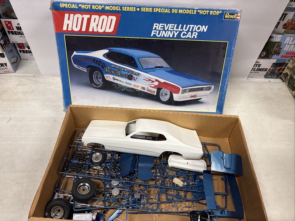 Vintage Revell 1987 Hot Rod Series-1:16 Revellution Funny Car Model Kit PARTS 4