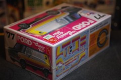 AMT Retro Deluxe 77 Ford Cruising Van!!! 1/25 FACTORY SEALED!!!
