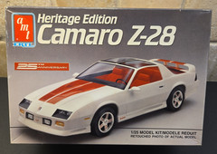 AMT/ERTL, Heritage Edition, Camaro Z-28, Vintage, 1/25 scale !!Sealed Inside!!