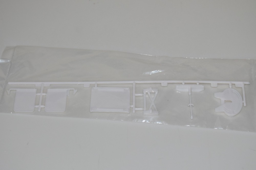 AMT KENWORTH AERODYNE CABOVER 1463 ⭐PARTS⭐ FIFTH WHEEL+HOSE TENNA+MORE 1:25
