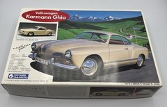 Gunze Sangyo 1/24 Scale 1963 Volkswagen Karmann Ghia #9 Model Kit New Open Box