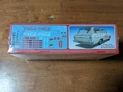 AMT 1353 1963 Chevy II Nova Wagon w/Crates Coke 1/25