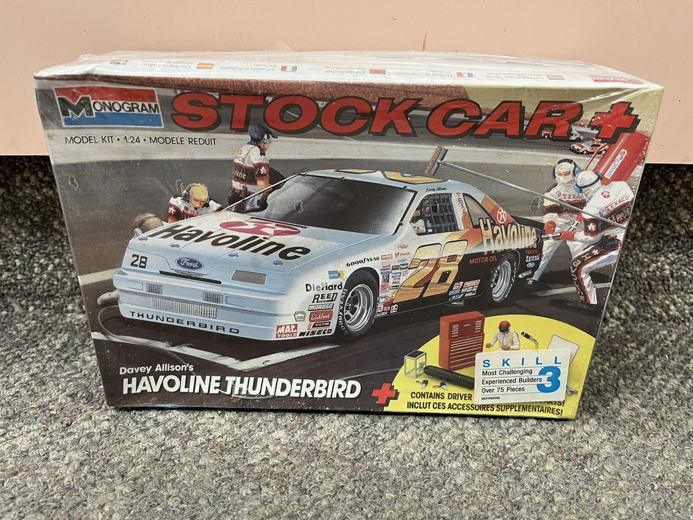 * MONOGRAM 1/24 SCALE DAVEY ALLISON’S HAVOLINE THUNDERBIRD PLASTIC KIT #2916 *ST