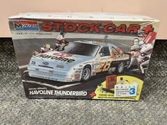 * MONOGRAM 1/24 SCALE DAVEY ALLISON’S HAVOLINE THUNDERBIRD PLASTIC KIT #2916 *ST