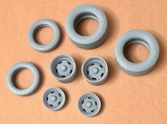 Resin 17/15 Scale inch “Chevy Rally” Drag Wheels With Cheater Slicks 1/24, 1/25