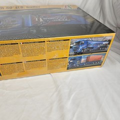 Rare Italeri Volvo VN 780 w/ 50′ US Trailer 1/24 Scale Plastic Model Kit