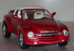 Built up Chevy SSR 1:25 Scale Model Kit