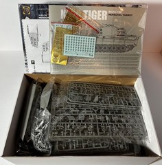 Takom #2073 1/35 Scale Sd.Kfz. 182 King Tiger Henschel Turret with Full Interior