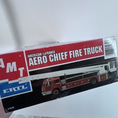 AMERICAN LAFRANCE AERO CHIEF FIRE TRUCK MODEL KIT 1/25 SCALE AMT ERTL NEW SEALED
