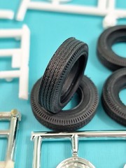 Revell AMT Ertl Monogram MPC 1/25 Model Part 1958 Ford Edsel Pacer Wheels Tires