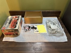AMT Ertl Dodge Viper RT/10 1:25 Model Kit 6808 Open Box Complete 1992