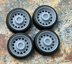 Resin 22 In. “Artillery” Restomod Wheels, W/ One Inch Whitewalls,1/24 1/25 Scale