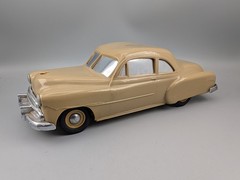 1951 CHEVROLET 2 DOOR STYLELINE 1/25 scale – PROMO / BANK–AZTEC TAN ORIGINAL