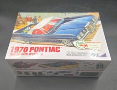 MPC 1/25 1970 PONTIAC BONNEVILLE PICK UP OPEN ROADSTER Convertible MODEL KIT New
