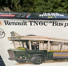 Heller Humbrol 1/24 Renault TN6C “Bus parisien” No. 789 – Sealed – France