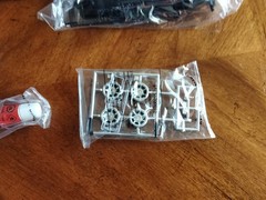 OPEN BOX – Revell CSI Miami Hummer H2 Model Kit Metal Body 1:25 Scale 85-1567