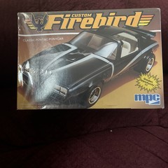 VTG 1984 MPC CUSTOM FIREBIRD 1/25 Scale Kit CLASSIC PONTIAC PONY CAR 4 PARTS C4