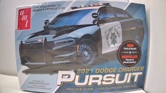 AMT 2021 Dodge Charger Police Pursuit Car 1:25 Scale Plastic Model Car Kit 1324
