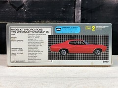 OPEN BOX AMT ERTL 1:25 Scale Model Kit 1970 CHEVROLET CHEVELLE SS 454 #8940