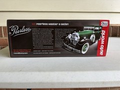 Auto World Peerless 1931 Peerless Master 8 Sedan 1/18 Scale Model Car