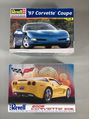 Revell 1/25 scale 2 kit Corvette lot – 2006 Z06 & 1997 Corvette Coupe, Complete