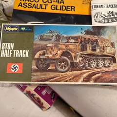Hasegawa World War II 8 Ton Half Track Model Kit No. 711 1/72 Scale/sealed