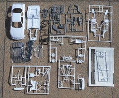 DONOR 2001-2002 NASCAR PONTIAC GRAND PRIX STOCK CAR MODEL KIT-REVELL – 1/24
