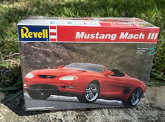 Revell 1:25 Scale Ford Mustang Mach III Model Kit 7364 – New/Sealed