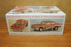 MPC 1957 CHEVY FLIP NOSE ‘SPIRIT OF 57’ MODEL KIT 1/25 SCALE