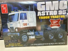 AMT 1230 Miller High LIfe GMC Astro 95 Truck Tractor model kit