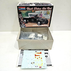 1/24 MONOGRAM BLACK WIDOW HOT ROD #85-4324 NEW PLASTIC MODEL CAR KIT