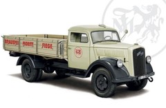 Italeri 1/24 Opel Blitz Classic Military Vehicle ITA3960