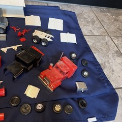 Monogram 1/32 Snap Tite Conventional Semi Trucks Trailers Lot Lots of Parts
