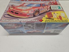 Monogram #57 Heinz Pontiac Grand Prix Model Kit 1/24 Old Stock & Sealed 1990