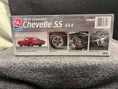 1:25 AMT ERTL MODEL KIT 1970 CHEVROLET CHEVELLE SS 454 SKILL-2 SEALED UTM2