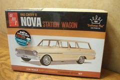 AMT 1963 Chevy II NOVA Station Wagon Model Kit #1202 1:25 scale