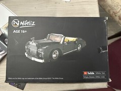 Nifeliz Retro Car ​Silver Cloud Building Set 1:14 Scale 1096 pieces
