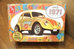 AMT VOLKSWAGON SUPERBUG 1971 Unity Graphics (Coke) 1/25 SCALE KIT
