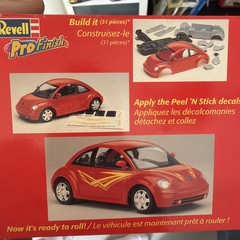 Revell 1:24 Predecorated VW New Beetle Pro Finish Kit #85-1337 NIB