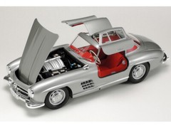 Tamiya 1/24 Model Kit Mercedes Benz 300 SL from Japan 1424