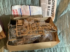 VINTAGE MODEL KIT -AMT#6563 “57 CHEVY BELAIR HARDTOP OPEN Box